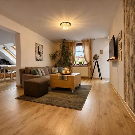 Imperial 501-294-838 Apartamento *