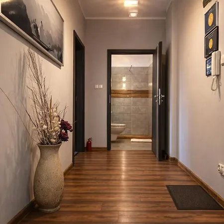 דירה Imperial 501-294-838 ילנייה גורה