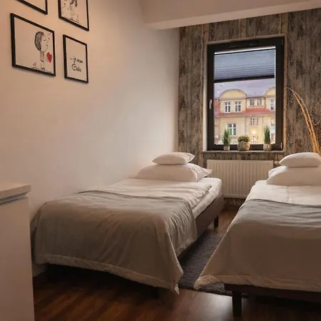 Imperial 501-294-838 ילנייה גורה