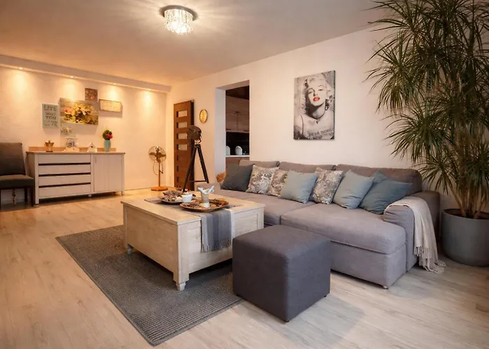 アパート Imperial 501-294-838 *